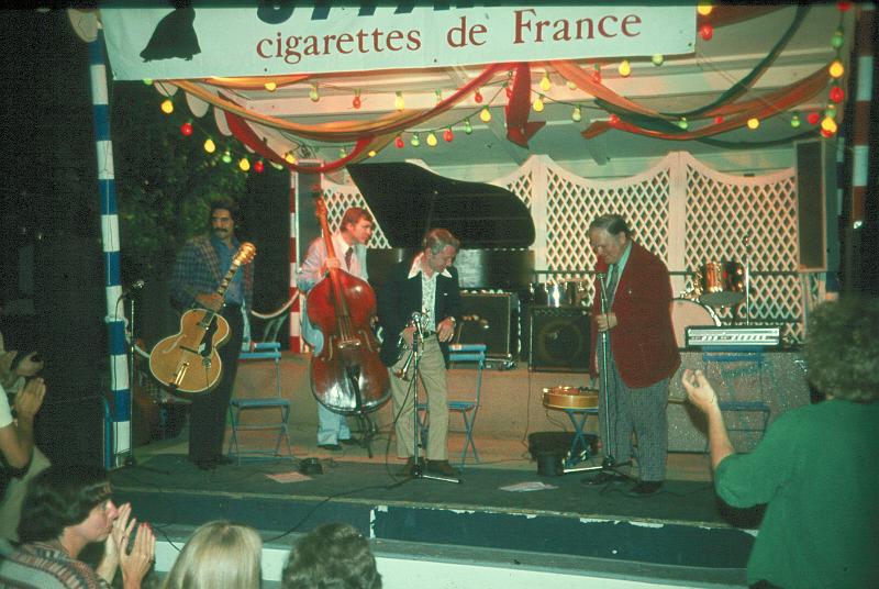 1975-04.jpg - George Barnes Trio feat. Ruby Braff 21.07.1975 23:00 Dance Stage
Vinnie Corrao, Michael Moore, Ruby Braff, George Barnes