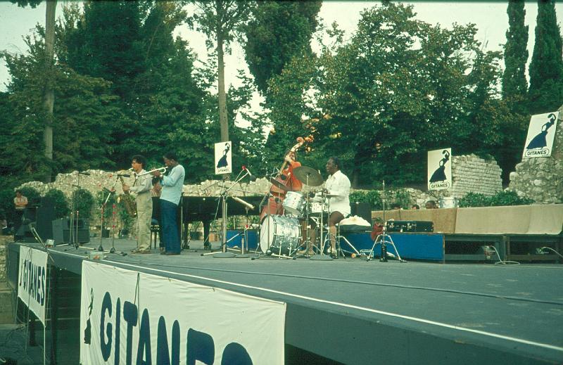 1976-016.jpg - Art Blakey's Jazz Messengers 13.07.1976 20:00 Arena Stage
Dave Schnitter, Michael Tucker, Bill Hardman, Cameron Brown, Art Blakey