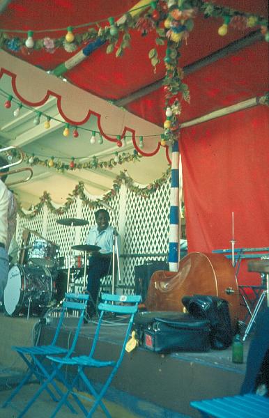 1976-031.jpg - 1976 Garden Stage
Panama Francis