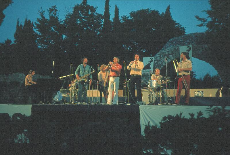 1976-045.jpg - 16.07.1976 21:00 Arena Stage
Barrelhouse Jazzband Frankfurt & Eddie Hubble