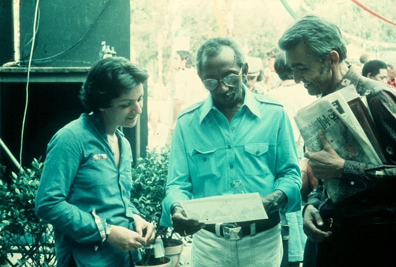 1976-049.jpg - Joe Newman off-stage 1976 (Foto Diethelm Schäffner)