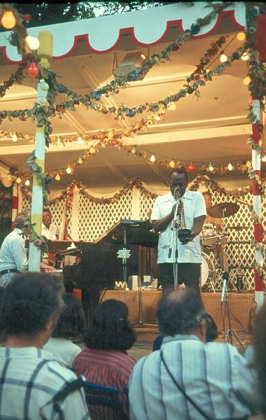 1976-058.jpg - 1976 Dance Stage
New York Repertory Company:
Hyman, Major Holley, Cootie Williams, Bob Rosengarden