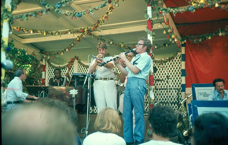 1976-060.jpg - 1976 Dance Stage NYRC: Dick Hyman, Milt Hinton, Jimmy Maxwell, Bootie Wood, Bob Wilber, Eddie Bert