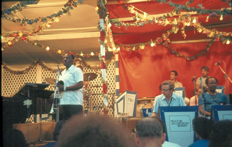 1976-061.jpg - 1976 NYRC: Cootie Williams, Bob Wilber, Dick Sudhalter, Jimmy Maxwell, Norris Turney