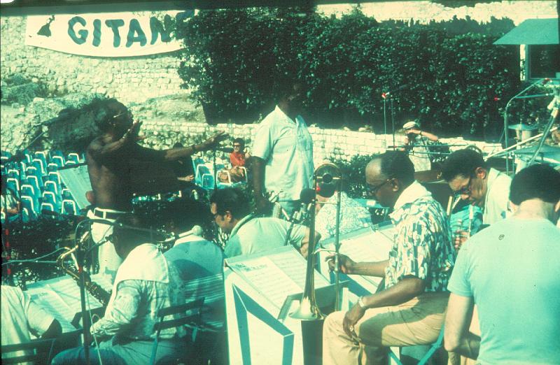 1976-069.jpg - 1976 New York Repertory Company, Dance Stage;
Joe Newman, Budd Johnson, Norris Turney, Johnny Mince, Cootie Williams, Zoot Sims, Al Cobb, Bootie Wood, Dick Sudhalter