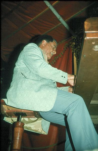 1977-018.jpg - 1977 Teddy Wilson