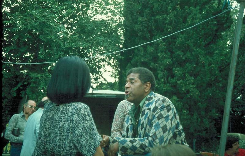 1977-047.jpg - 1977 Dizzy Gillespie off-stage