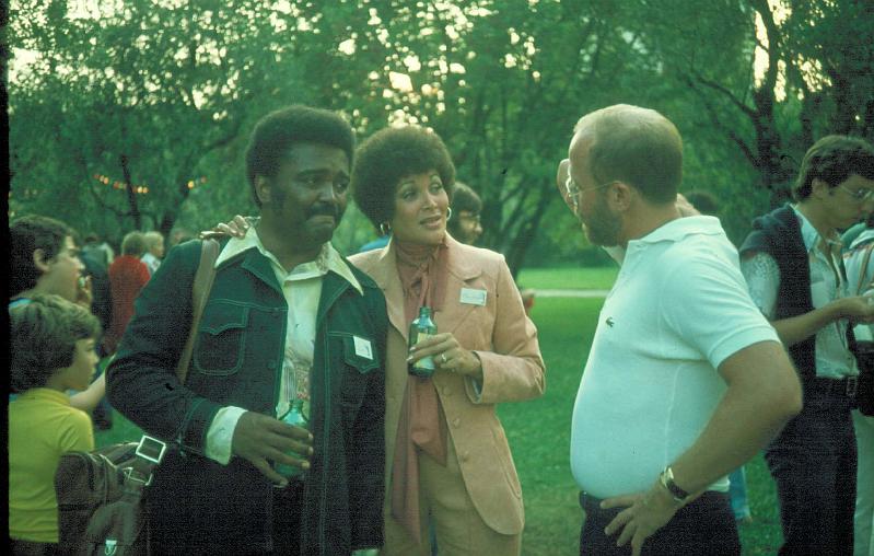1977-052.jpg - 1977 Ray Bryant & wife off-stage