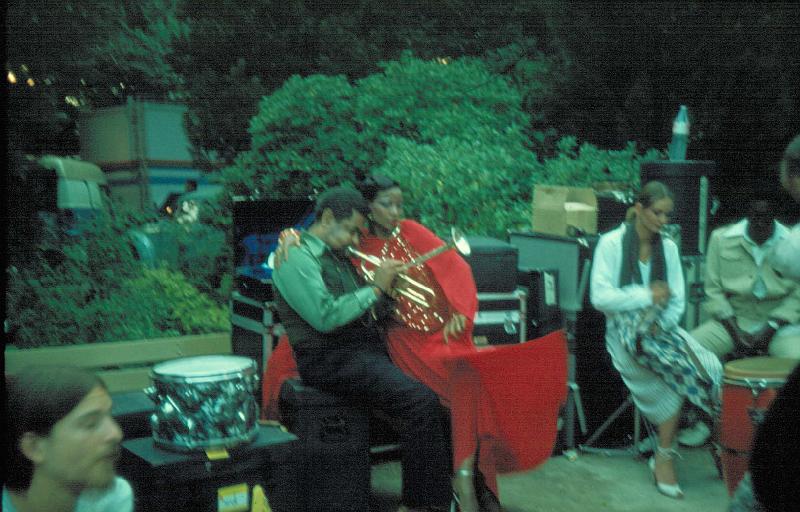 1977-053.jpg - 1977 Dizzy Gillespie off-stage