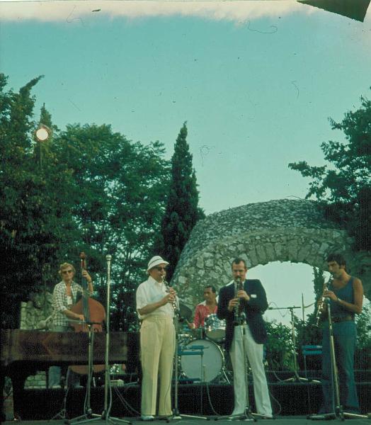 1977-058.jpg - 1977 Barney Bigard - Kenny Davern - Eddie Daniels