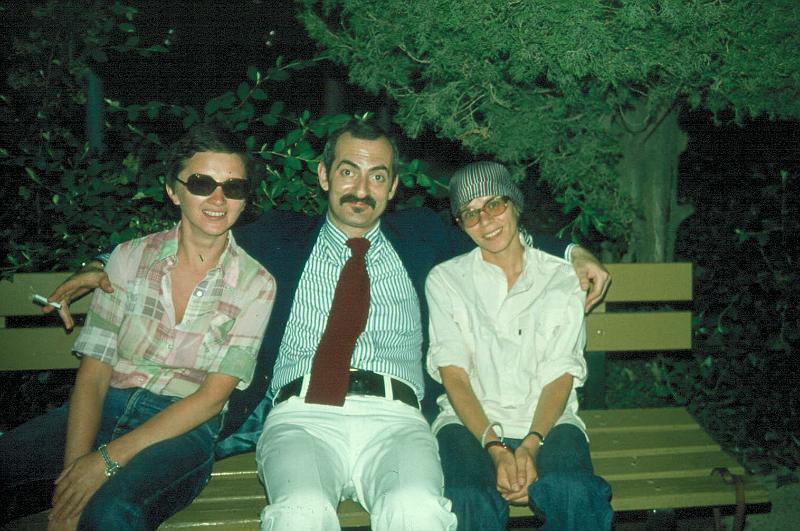 1977-072.jpg - 1977 Tilly Melhardt, Kenny Davern, Ute Pehl off-stage