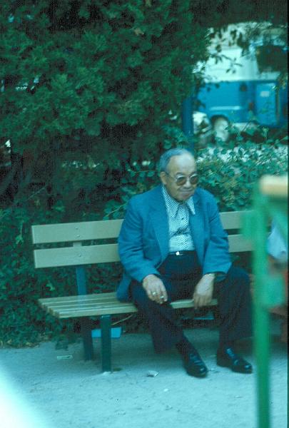 1978-004.jpg - 1978 Billy Mackel off-stage