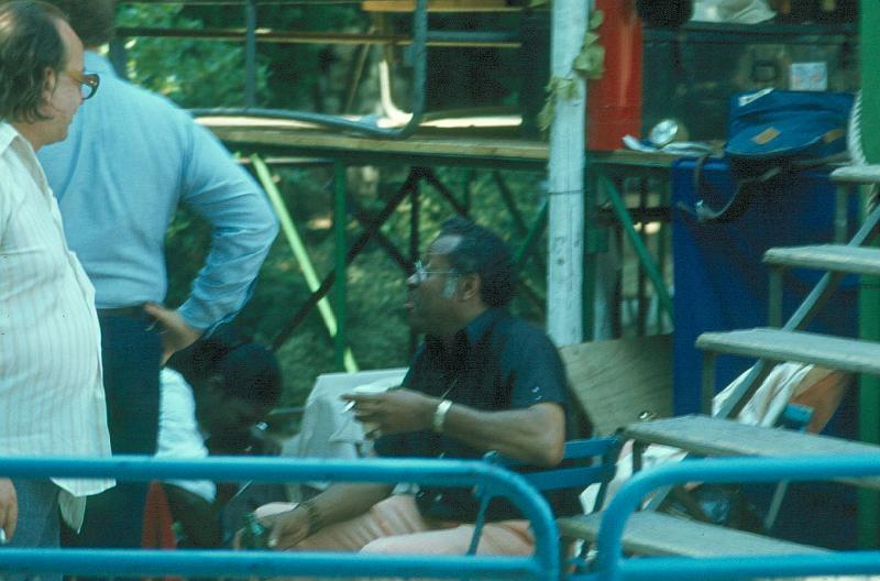 1978-019.jpg - 1978 Lockshaw Davis off-stage