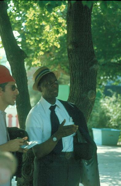 1978-020.jpg - 1978 Hank Jones off-stage