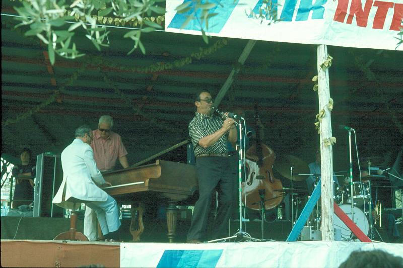 1978-026.jpg - 1978 Garden Stage: Dick Hyman, Yank Lawson, Johnny Mince, Bob Haggart