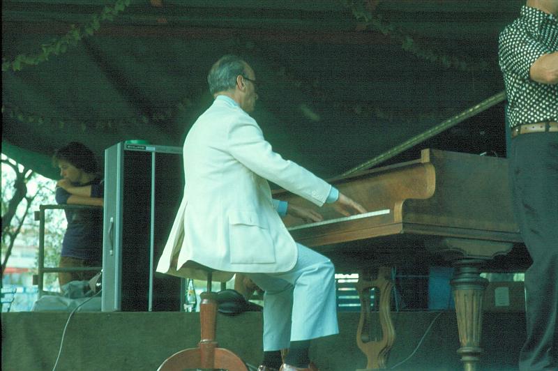 1978-036.jpg - 09.07.1978 Garden Stage
"The World's Greatest Jazz Band":
Dick Hyman, Johnny Mince