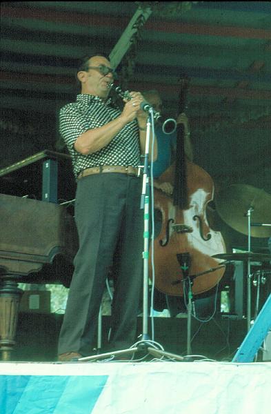 1978-038.jpg - 09.07.1978 Garden Stage
"The World's Greatest Jazz Band":
Johnny Mince