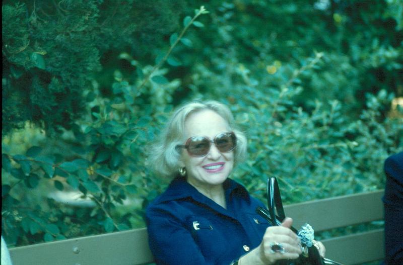 1978-053.jpg - 1978 Anne Davison off-stage