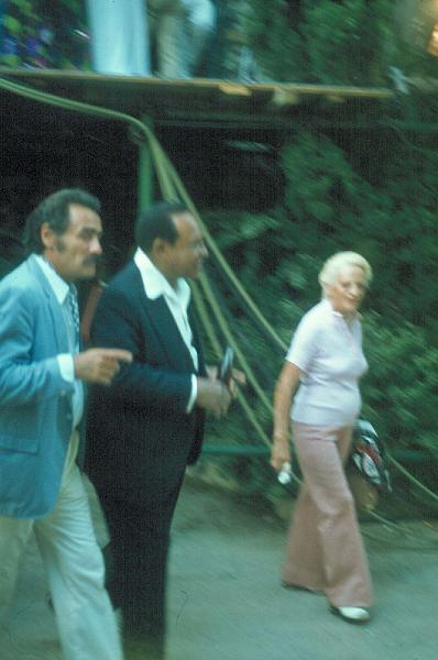 1978-090.jpg - 1978 Lionel Hampton off-stage