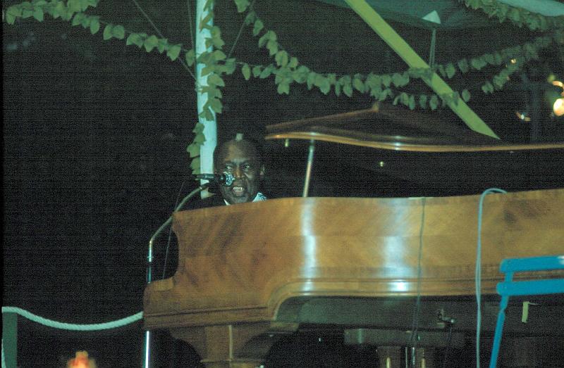 1978-093.jpg - 14.07.1978 Garden Stage
Memphis Slim