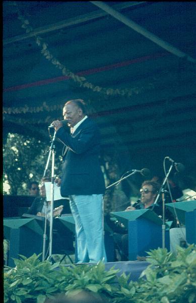 1979-052.jpg - 12.07.1979 Garden Stage
Budd Johnson, Bob Wilber - New York Repertory Company