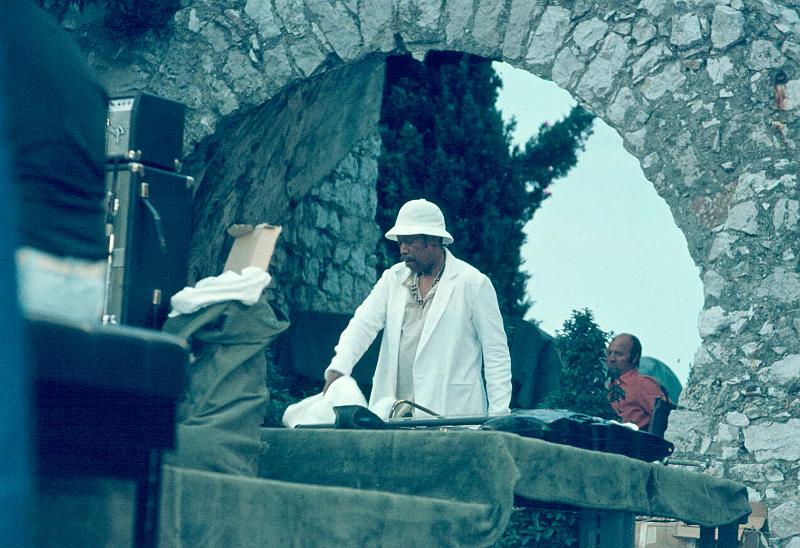 1979-062.jpg - 1979 Arena Stage: Al Grey off-stage