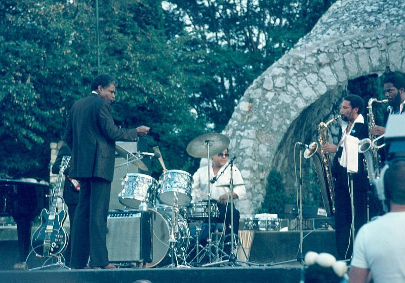 1979-081.jpg - 1979 Arena Stage
B.B. King Blues Band