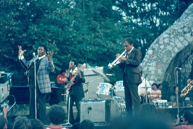 1979-084.jpg - 1979 Arena Stage: B.B. King Blues Band