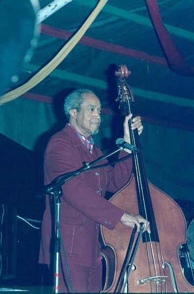 1979-088.jpg - 1979 Garden Stage
Slam Stewart