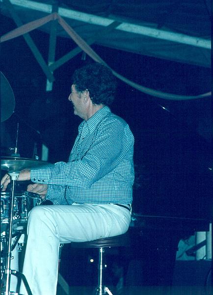 1979-090.jpg - 1979 Garden Stage
Shelly Manne