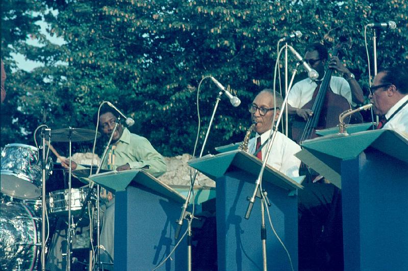 1979-095.jpg - 08.07.1979 Arena Stage Panama Francis & His Savoy Sultans; Panama Francis, Howard Johnson, Bill Pemberton, B. Smith