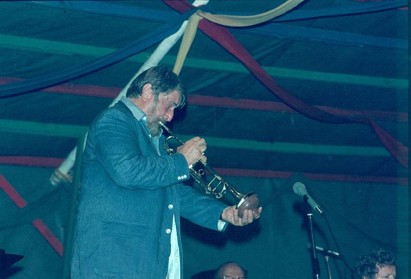 1979-103.jpg - 1979 Garden Stage
Jimmy Maxwell, Pee Wee Irwin, Bob Wilber