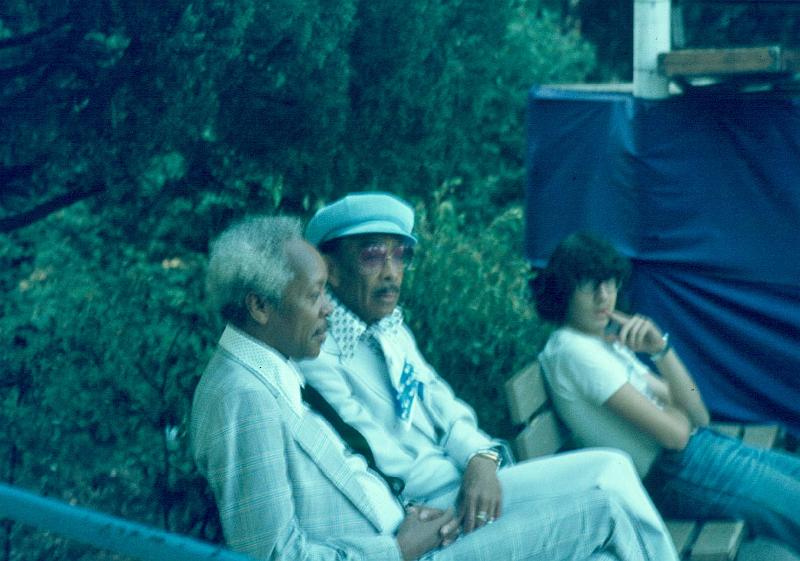 1979-116.jpg - 1979 Sonny Stitt - Buck Clayton off-stage