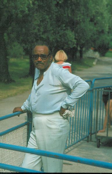 1980-33.jpg - 1980 Harry 'Sweets' Edison off-stage