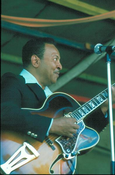 1981-52.jpg - 1981 Claude Williams