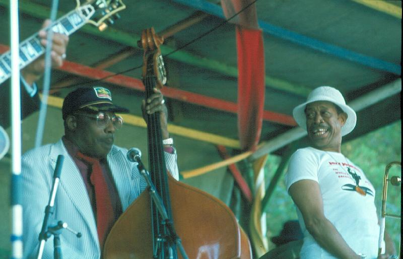 1981-59.jpg - 1981 Major Holley - Al Grey