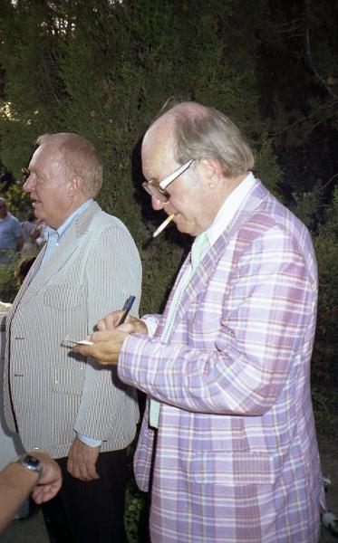 1982-18.jpg - 1982 Herb Ellis a.o. off-stage