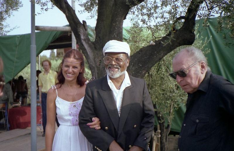 1983-019.jpg - 1983 Clark Terry - Woody Herman off-stage