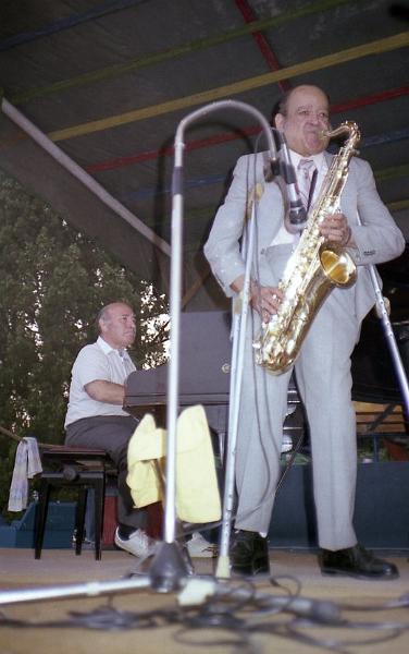1983-025.jpg - 1983 George Wein - Arnett Cobb