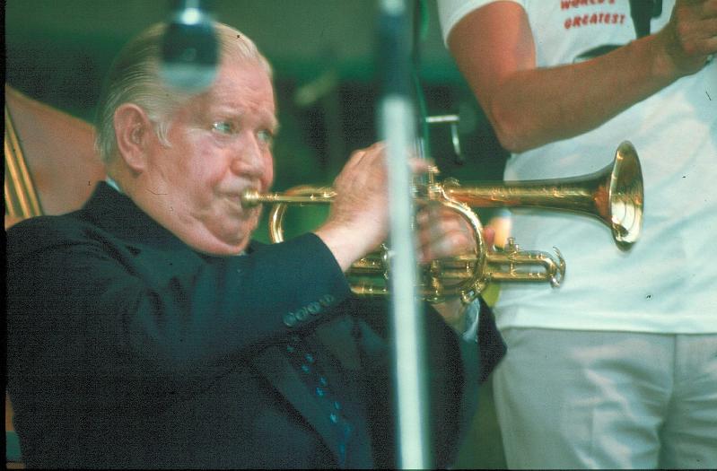 1983-068.jpg - 10.07.1983 Dance Stage
"Jazz Journal All Stars":
Wild Bill Davison