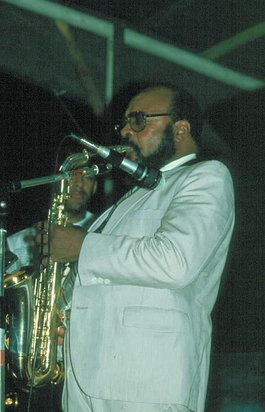 1983-076.jpg - 1983 Jon Faddis, James Moody