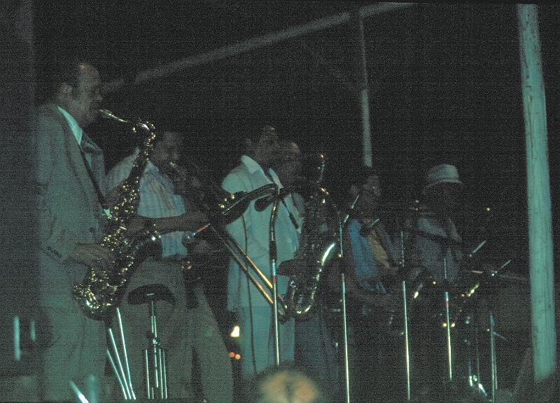 1983-094.jpg - 11.07.1983 Dance Stage
Arnett Cobb, Britt Woodman, Illinois Jacquet, Marshall Royal, Alan Eager, Budd Johnson