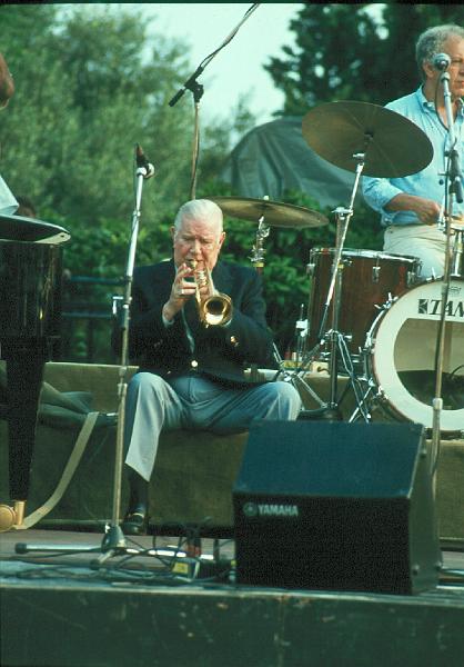 1983-126.jpg - 14.07.1983 Arena Stage
Wild Bill Davison, Bob Rosengarden