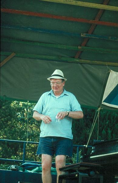 1983-160.jpg - 18.07.1983 Dance Stage
Dick Wellstood