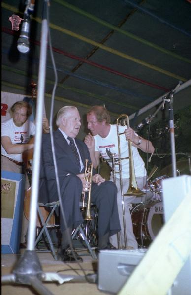 1983-173.jpg - 10.07.1983 Dance Stage
"Jazz Journal All Stars":
Len Skeat, Wild Bill Davison, Ron Wiliams