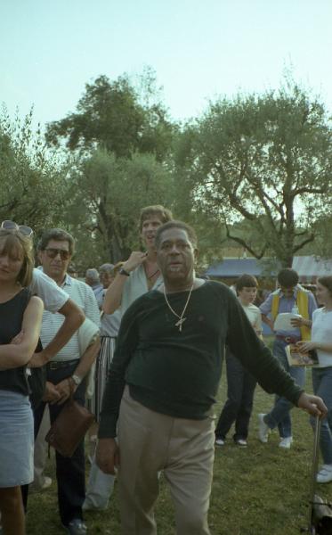 1983-192.jpg - 1983 Dizzy Gillespie off-stage