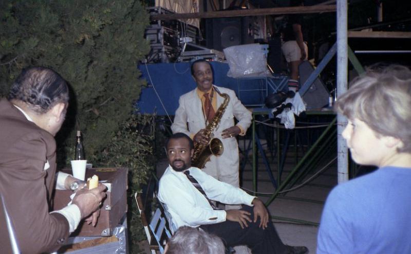 1984-046.jpg - 1984 Arnett Cobb - Buddy Tate off-stage