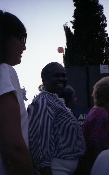 1984-058.jpg - 1984 Linda Hopkins off-stage