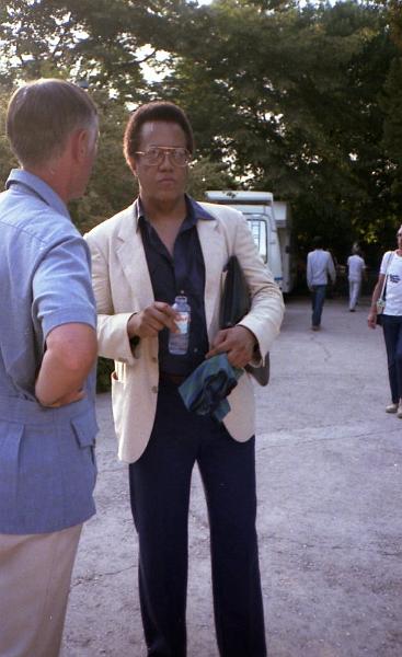 1984-076.jpg - 1984 Cedar Walton off-stage