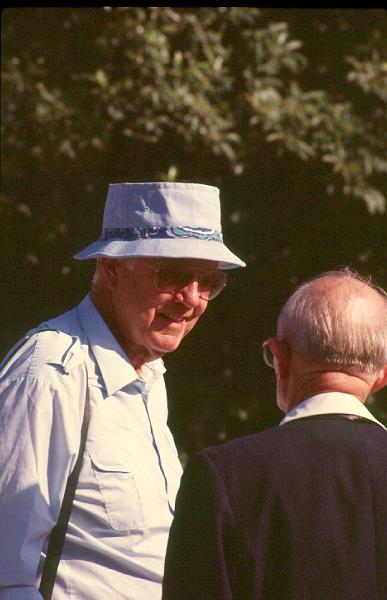 1984-088.jpg - 1984 Bob Haggart off-stage